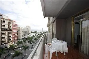 Hotel Adonis Capital Santa Cruz de Tenerife 2*,
