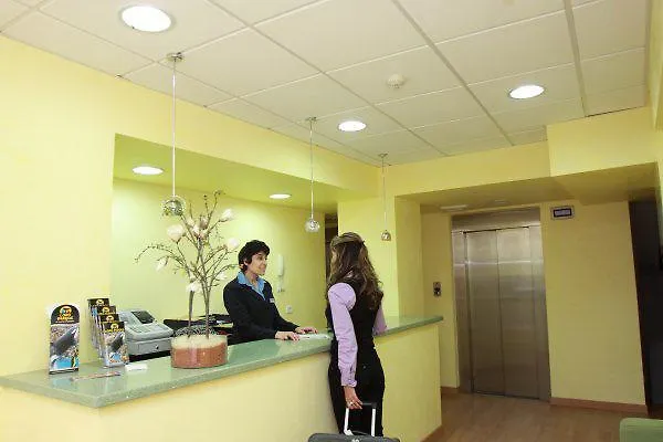 Hotel Adonis Capital Santa Cruz de Tenerife 2*,