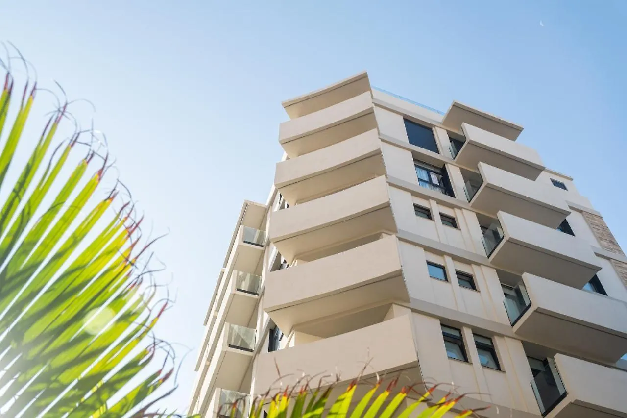 **  Hotel Adonis Capital Santa Cruz de Tenerife Hiszpania